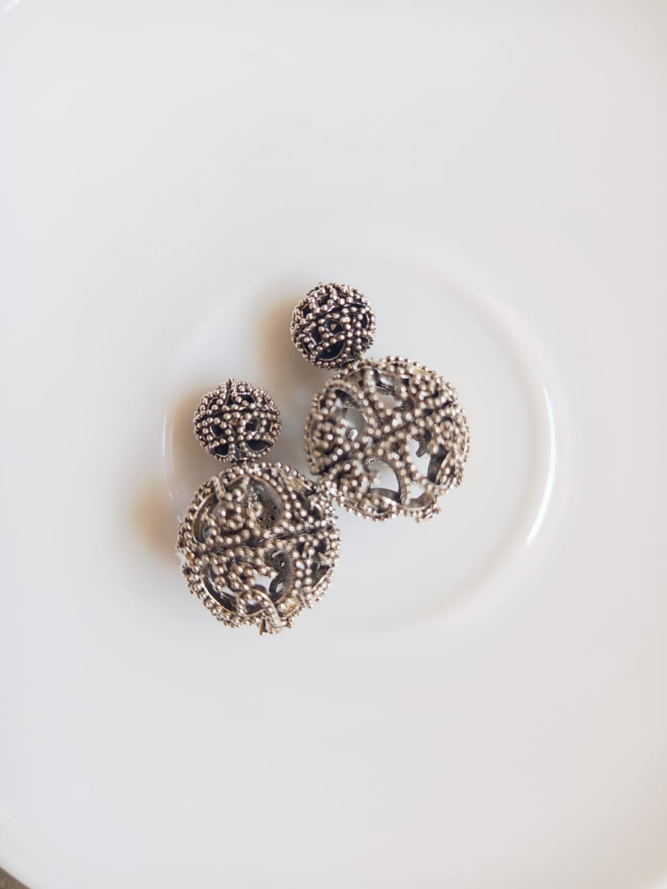 Hollow Round Front And Back Earrings