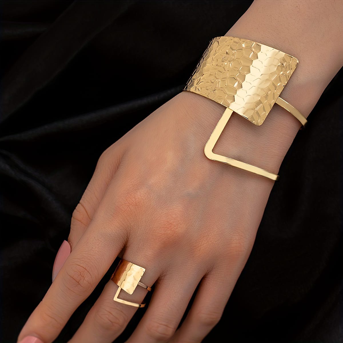 Bohemian Alloy Texture Open Bracelet Ring Set
