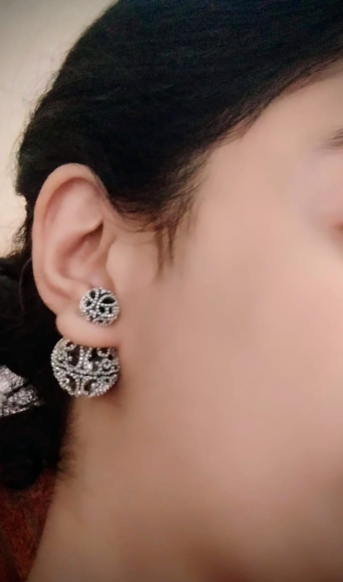 Hollow Round Front And Back Earrings